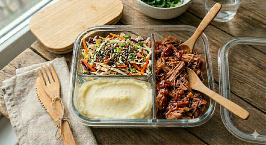 Purè di patate, verdure del giorno e pulled pork