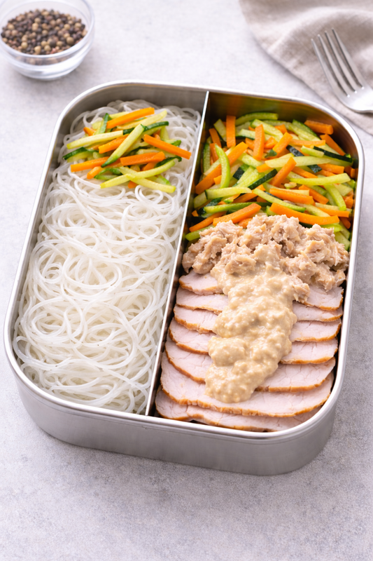 Spaghetti d riso, verdure julienne e lonza tonnata