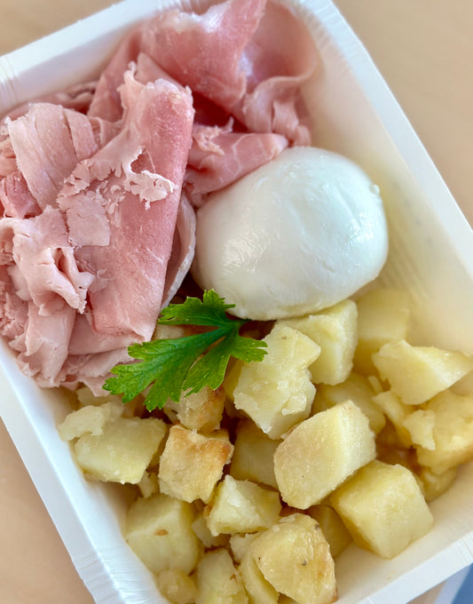 Piatto freddo prosciutto cotto, mozzarella e patate