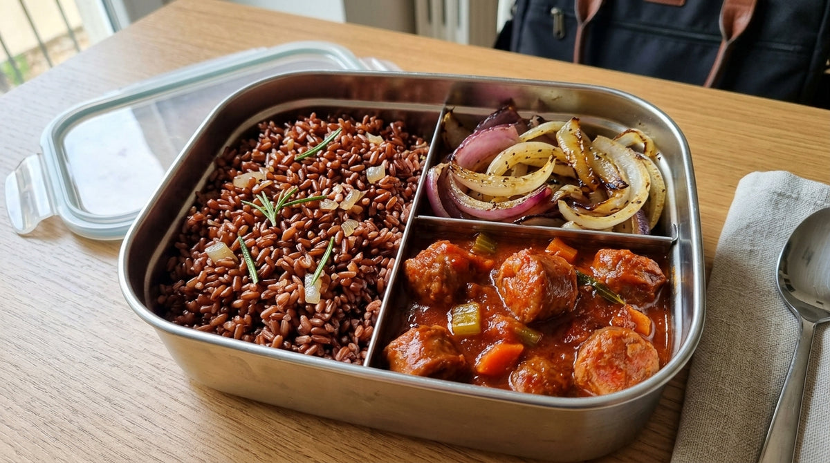 Riso Ermes saltato con rosmarino, verdure del giorno e salsiccia al sugo