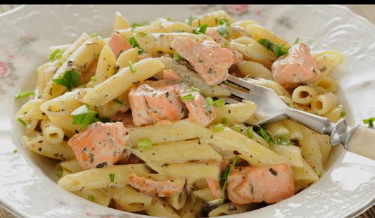 Pasta bianca con salmone menta e scorza di limone