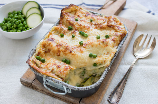 Lasagna zafferano, pecorino e pisellini