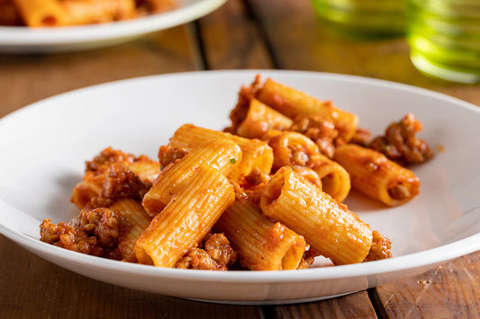 Pasta al sugo e salsiccia
