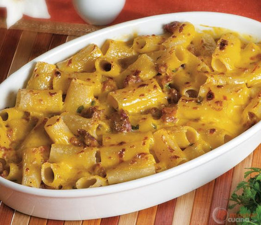 Pasta al forno zafferano, salsiccia e pecorino